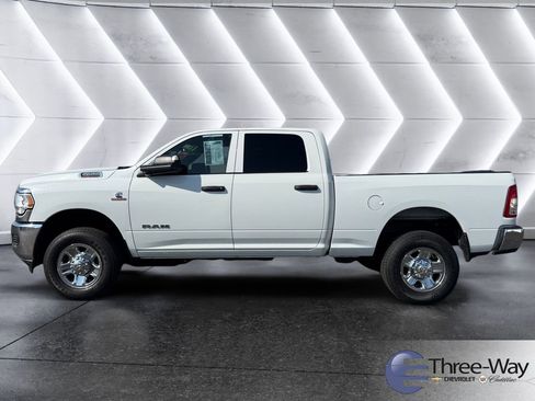 Used 2022 RAM 2500 Tradesman image 2
