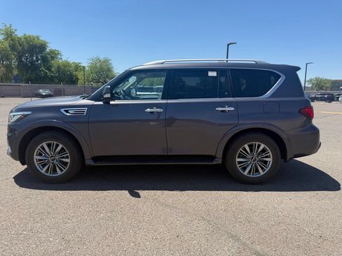 Certified 2024 INFINITI QX80 Luxe AWD/4WD image 8