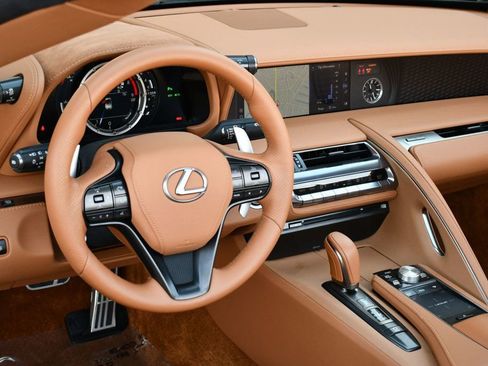 Used 2022 Lexus LC 500 Convertible image 63