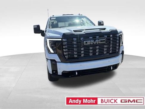 New 2026 GMC Sierra 2500 Denali Ultimate AWD/4WD image 4
