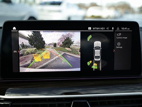 Used 2023 BMW 530i xDrive w/ Convenience Package image 35