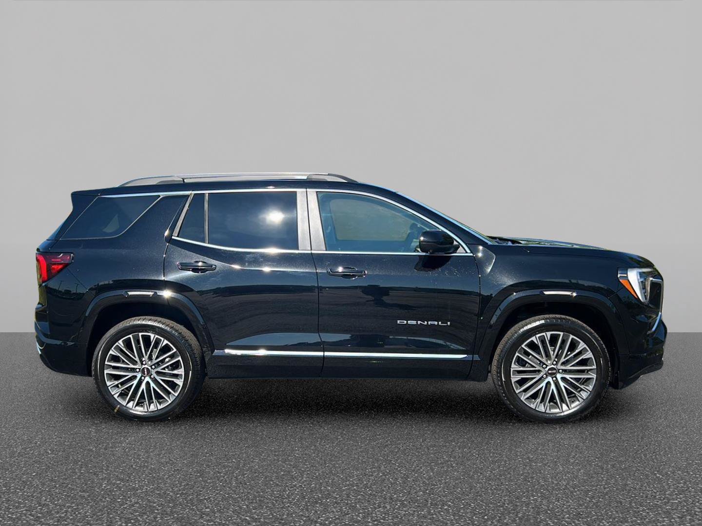New 2027 GMC Terrain Denali AWD/4WD image 7