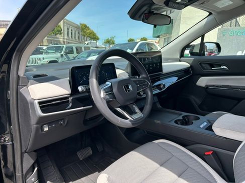 Used 2024 Honda Prologue EX image 13