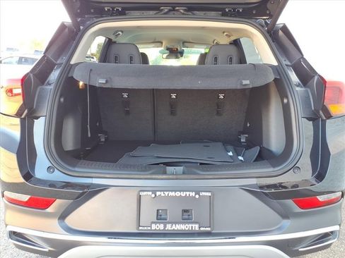 Certified 2022 Buick Encore GX Essence image 9