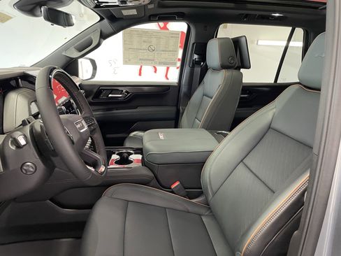 New 2026 GMC Yukon AT4 w/ AT4 Premium Plus Package AWD/4WD image 16