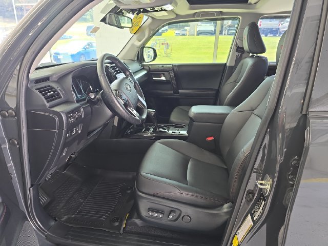 Used 2024 Toyota 4Runner TRD Off-Road Premium w/ Off Road Premium Plus Package AWD/4WD image 13