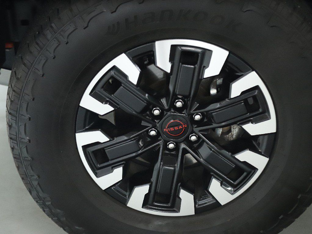 Certified 2024 Nissan Frontier PRO-4X w/ Technology Package AWD/4WD image 36