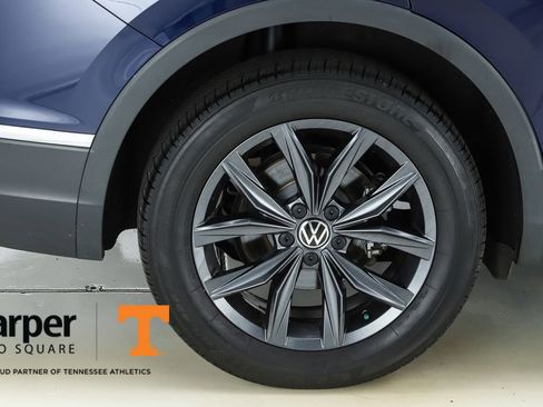 Used 2023 Volkswagen Tiguan SE image 50