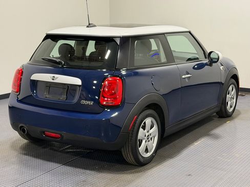 Used 2014 MINI Cooper 2-Door Hardtop image 5