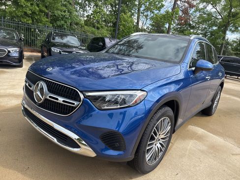 Used 2026 Mercedes-Benz GLC 300 image 8