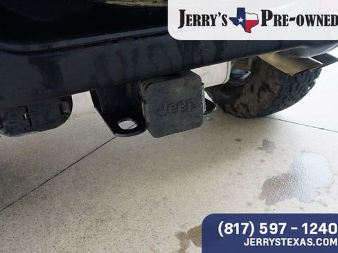 Used 2023 Jeep Wrangler Unlimited Rubicon 392 w/ Trailer Tow Package AWD/4WD image 25