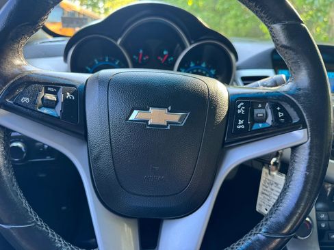 Used 2014 Chevrolet Cruze LT FWD image 16