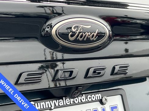 Certified 2022 Ford Edge SE w/ Black Appearance Package image 28