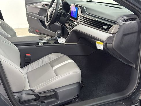 New 2026 Toyota Camry SE image 18