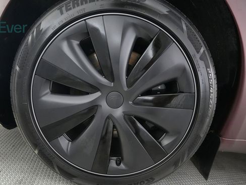 Used 2023 Tesla Model S AWD/4WD image 19