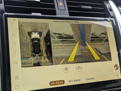 New 2024 Land Rover Discovery Metropolitan Edition image 14