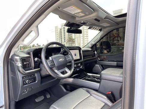 Used 2024 Ford F250 Lariat w/ Lariat Ultimate Package AWD/4WD image 13