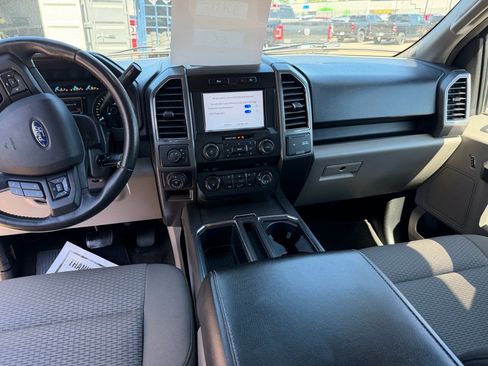 Used 2020 Ford F150 XLT w/ Equipment Group 302A Luxury AWD/4WD image 8