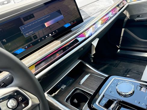 New 2026 BMW i7 eDrive50 w/ Premium Package image 27