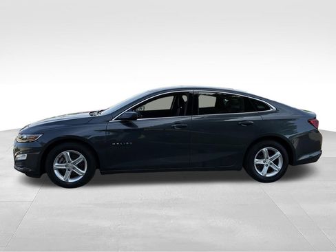 Used 2021 Chevrolet Malibu LS FWD image 3