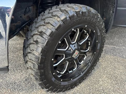 Used 2015 RAM 2500 Tradesman w/ Chrome Appearance Group AWD/4WD image 24