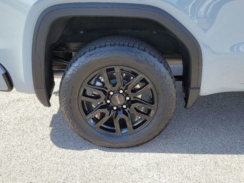 Used 2024 GMC Sierra 1500 Elevation image 7