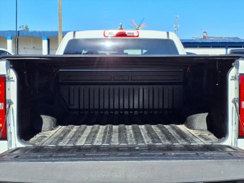 Used 2018 Chevrolet Colorado W/T w/ WT Convenience Package image 7