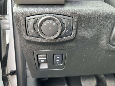 Used 2018 Ford F150 Lariat w/ Equipment Group 502A Luxury AWD/4WD image 20