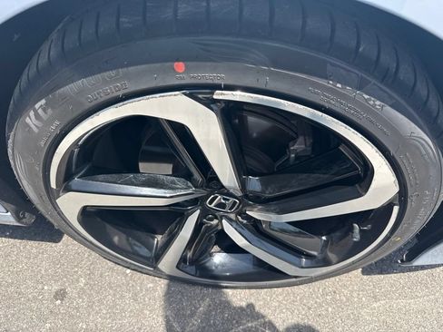 Used 2021 Honda Accord Sport image 12