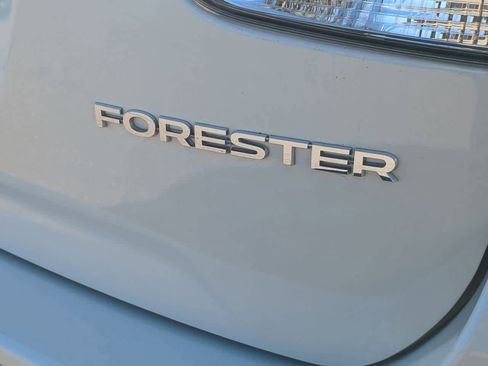 Used 2022 Subaru Forester Limited image 12