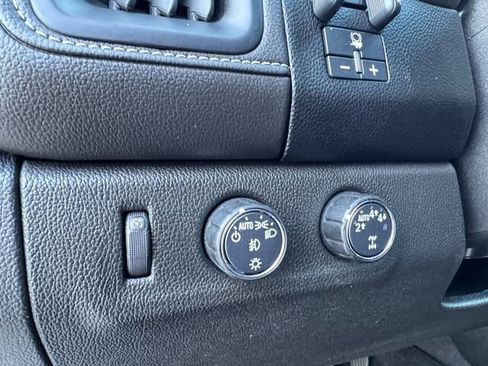 Used 2020 GMC Canyon Denali image 6