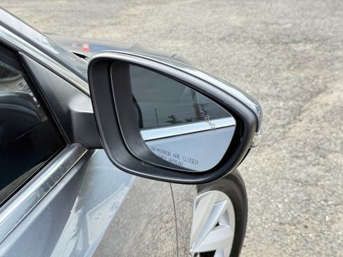 Used 2018 Volkswagen Passat 2.0T SE image 85