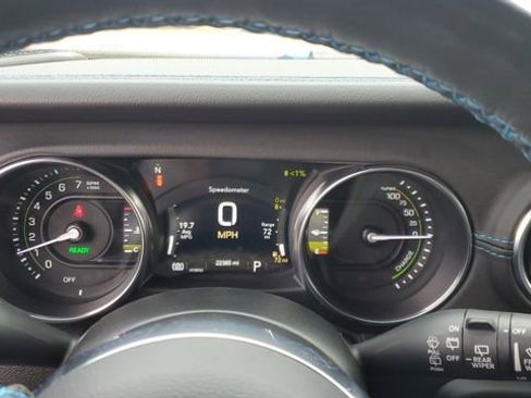 Used 2022 Jeep Wrangler Unlimited Rubicon 4xe w/ Steel Bumper Group image 12