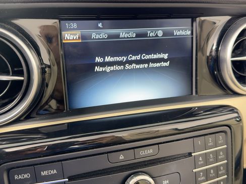 Used 2020 Mercedes-Benz SLC 300 image 22