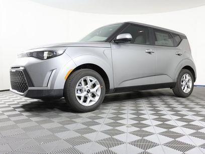 New 2025 Kia Soul LX