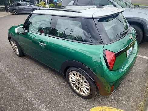 Used 2025 MINI Cooper S FWD image 5