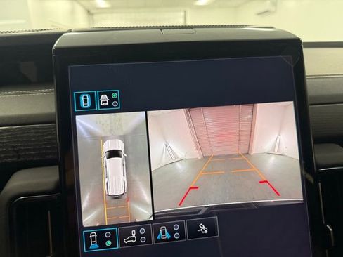 New 2026 GMC Yukon XL AT4 Ultimate w/ LPO, Floor Liner Package AWD/4WD image 19