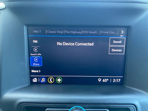 Used 2024 GMC Terrain SLE w/ Driver Convenience Package image 16