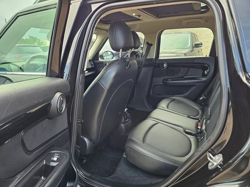 Used 2022 MINI Cooper Countryman FWD image 9