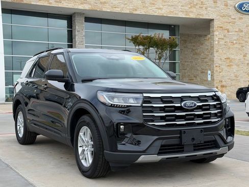 New 2026 Ford Explorer Active w/ Active Comfort Package RWD image 57