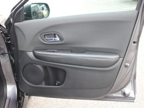 Used 2022 Honda HR-V Sport image 28