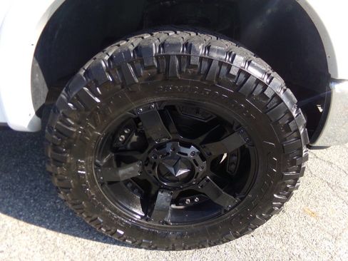 Used 2014 Ford F150 Lariat w/ Equipment Group 502A Luxury image 22