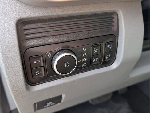 New 2026 Ford F250 XLT w/ XLT Premium Package image 18