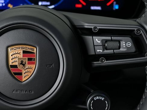 New 2025 Porsche Macan 4 Electric image 11