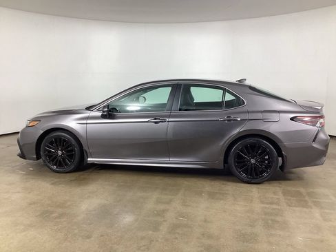 Used 2023 Toyota Camry SE AWD/4WD image 8