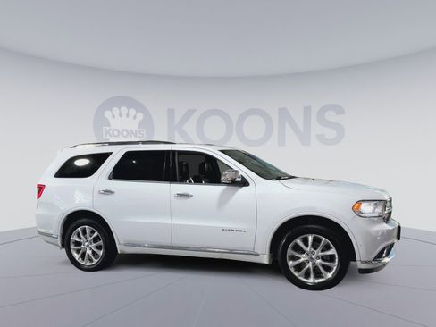 Used 2019 Dodge Durango Citadel w/ Technology Group image 2