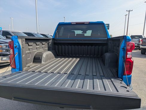 Certified 2025 Chevrolet Silverado 1500 LT image 24