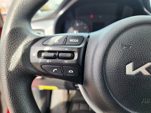 Used 2023 Kia Rio S image 22