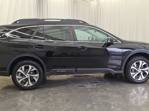 Used 2022 Subaru Outback Limited image 4