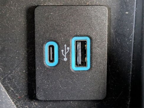 Used 2022 Ford F150 Raptor w/ Equipment Group 801A High image 30